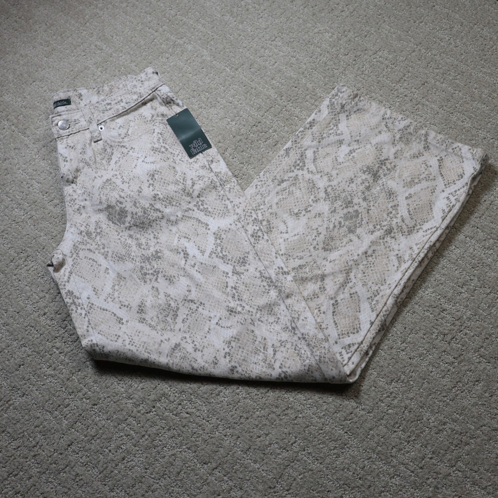 Wild Fable Women Snakeskin Print Low-Rise Baggy Jeans Neutral Size 0 NWT
